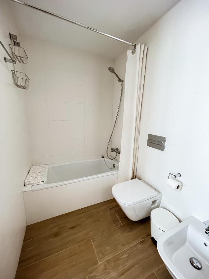 Modern Sea Front Sea Waves Apartment Alicante Luaran gambar