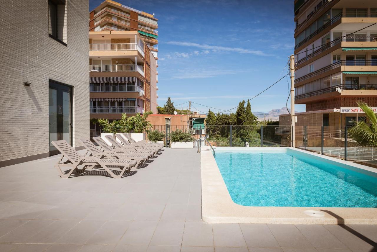 Modern Sea Front Sea Waves Apartment Alicante Luaran gambar